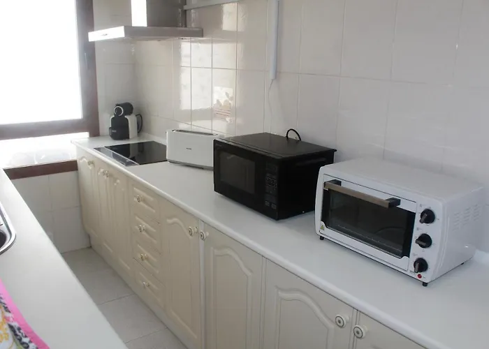 Elizabeth With Seaviews! Torremolinos