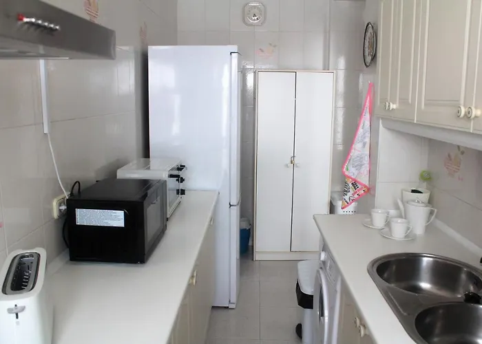 Elizabeth With Seaviews! * Torremolinos