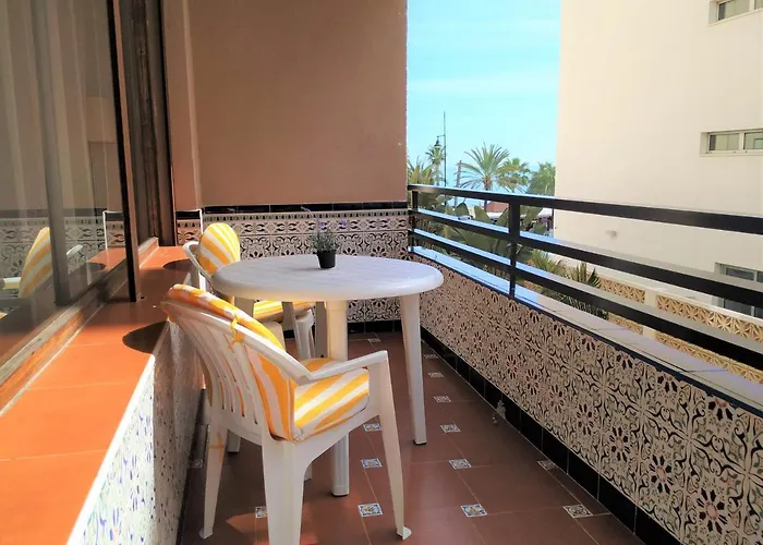 Elizabeth With Seaviews! Apartment *