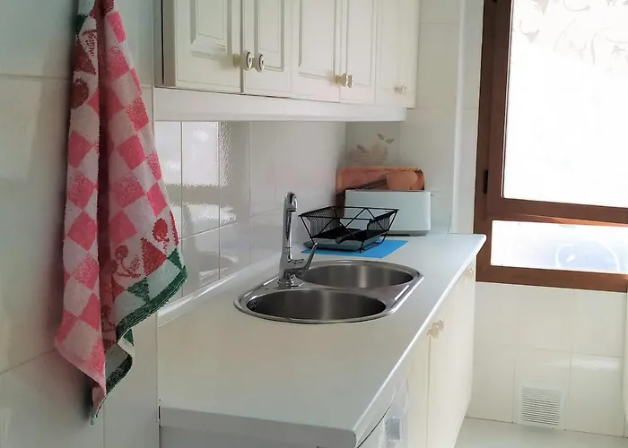 Elizabeth With Seaviews! Torremolinos